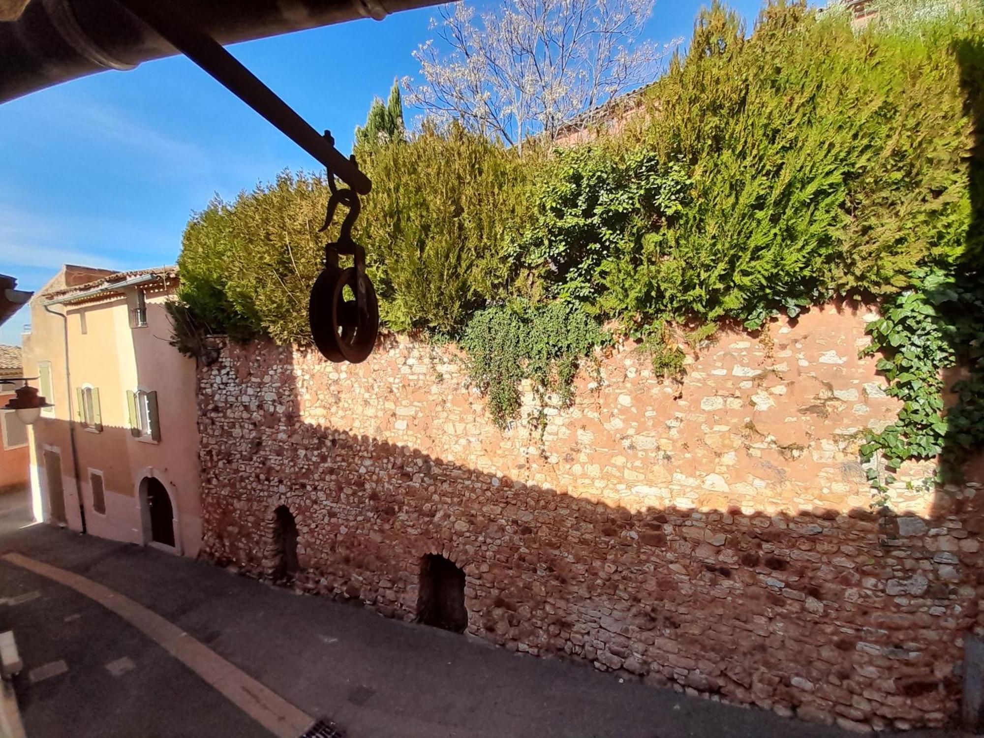 L'Atelier Au Coeur Du Village Roussillon en Isere Екстериор снимка