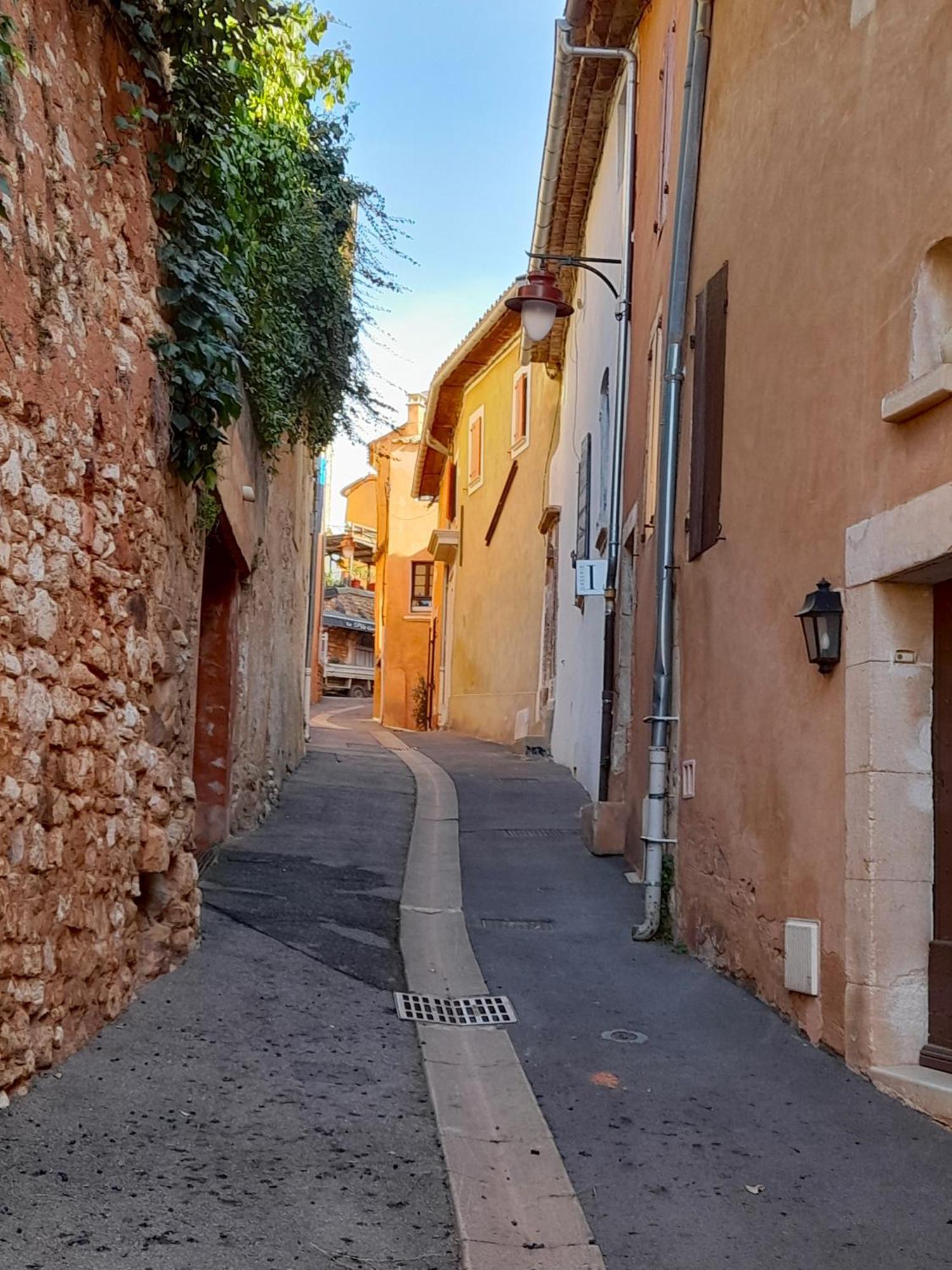 L'Atelier Au Coeur Du Village Roussillon en Isere Екстериор снимка